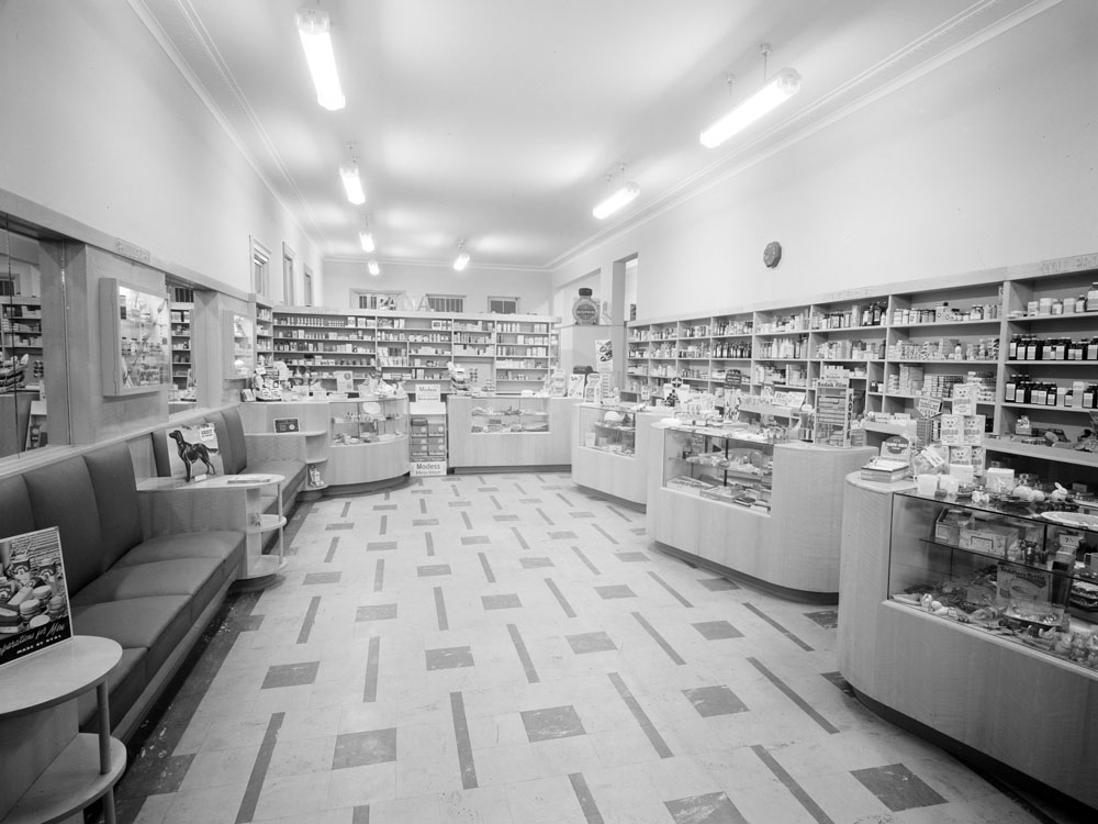 Ipswich and West Moreton UFS Dispensary, 146 Brisbane Street, Ipswich,1954