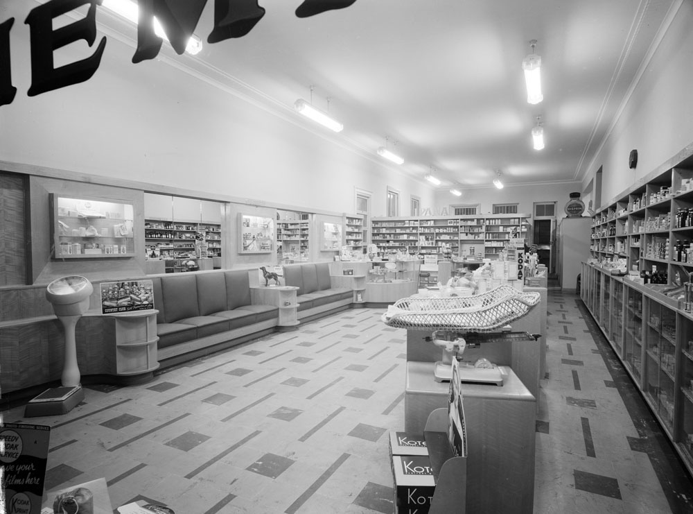 Ipswich and West Moreton UFS Dispensary, 146 Brisbane Street, Ipswich,1954