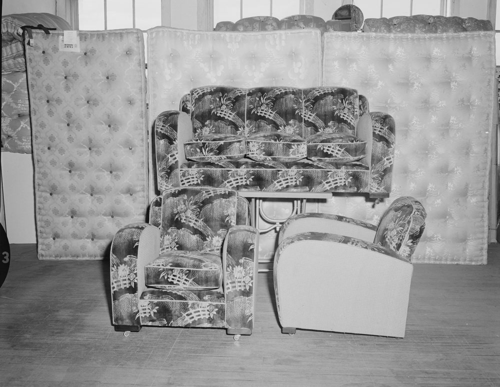 Genoa lounge display at Platz and Herbert, Lounge Suite Specialists, 219 Brisbane Street, Ipswich, 1957