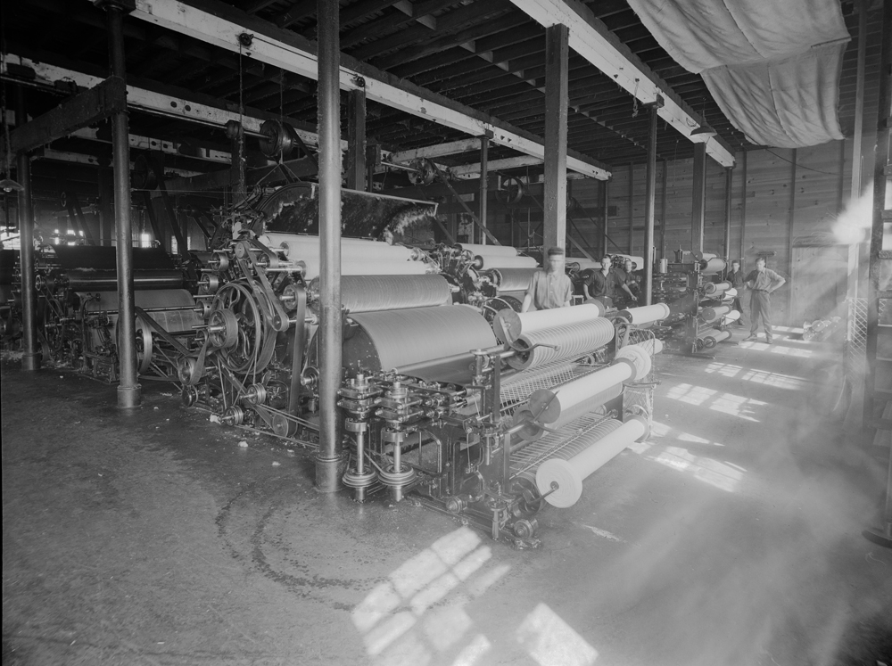 Carding Machine, Ipswich Woollen Mills, Joyce Street, East Ipswich,1956