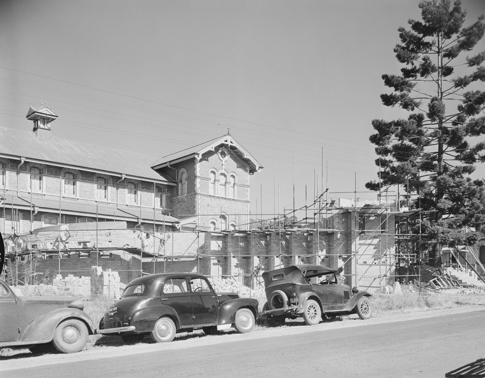 Congregational Church, corner of East &amp; Roderick Streets, during  construction, Ipswich, 1957