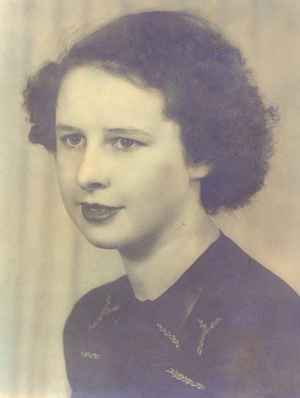 Jessie Alley (nee Parkes), Ipswich,  1940s