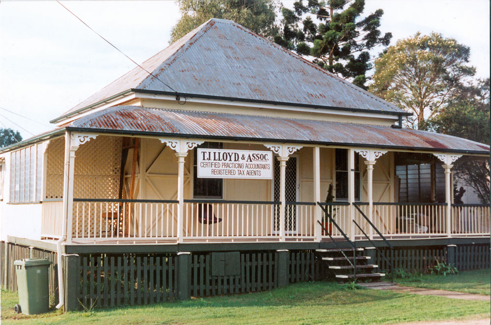 Hansells Parade, No. 6, Riverview, Ipswich, 1991