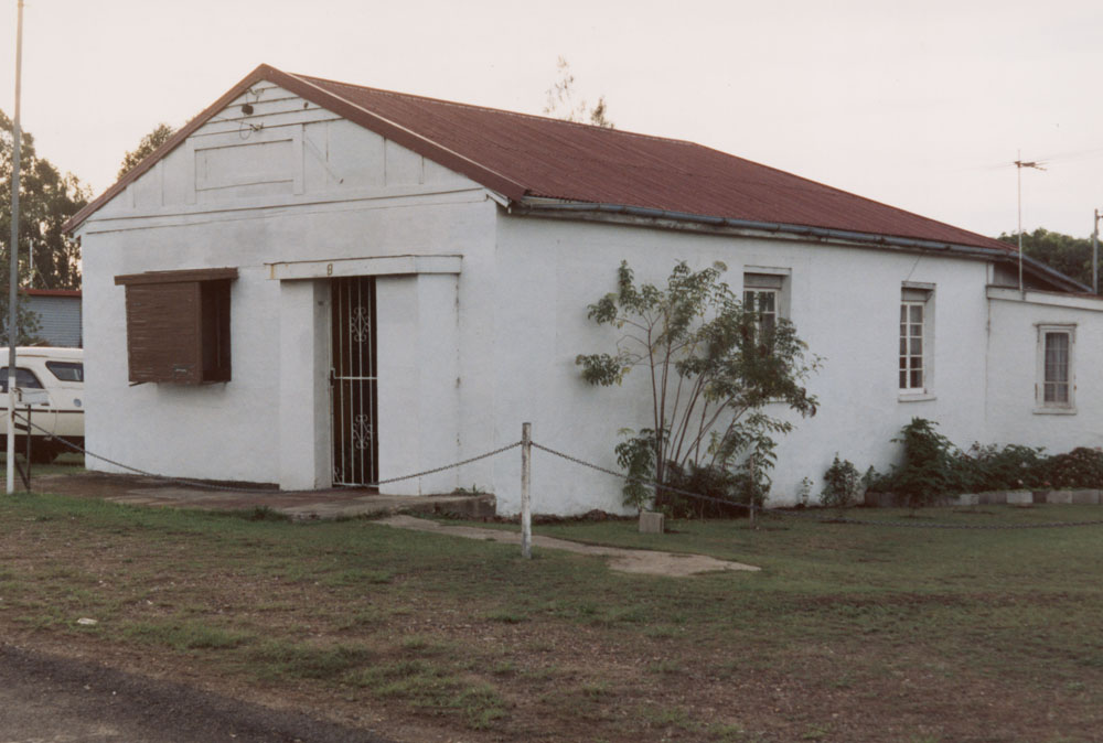 Brisbane Road, No. 8,  Bundamba, Ipswich, 1991