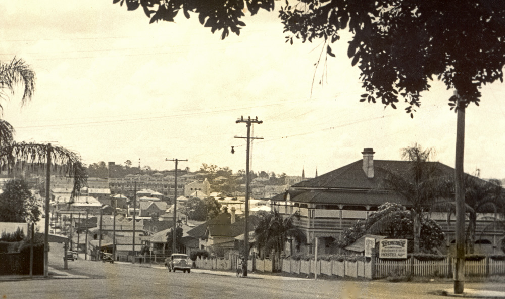 Brisbane Street, Ipswich with QCWA Hostel  in foreground, 1940s