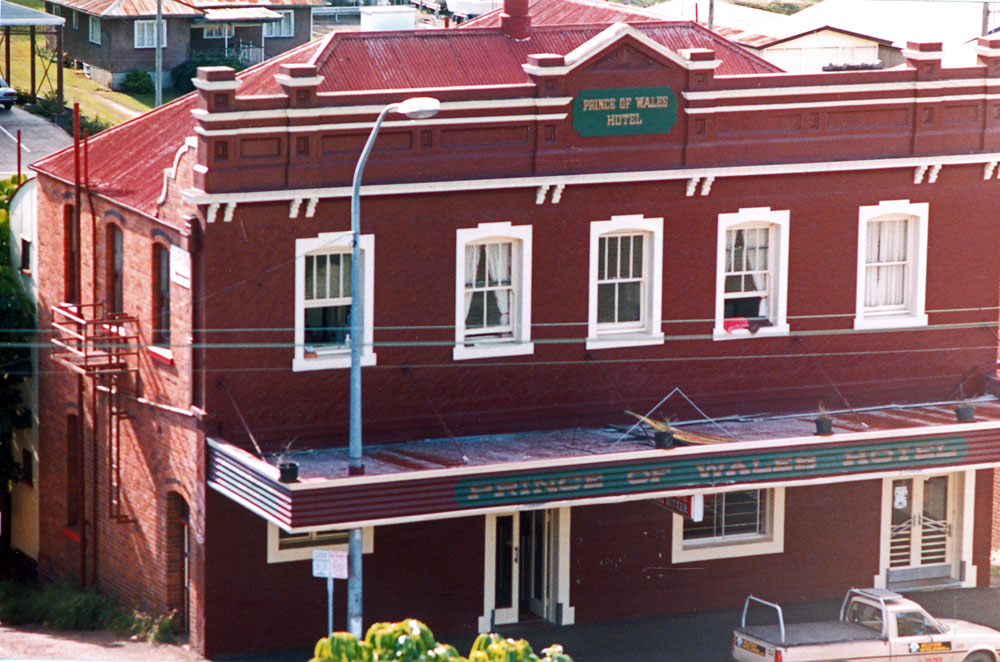 Prince of Wales Hotel, No 243 Brisbane Street, Ipswich, 1991