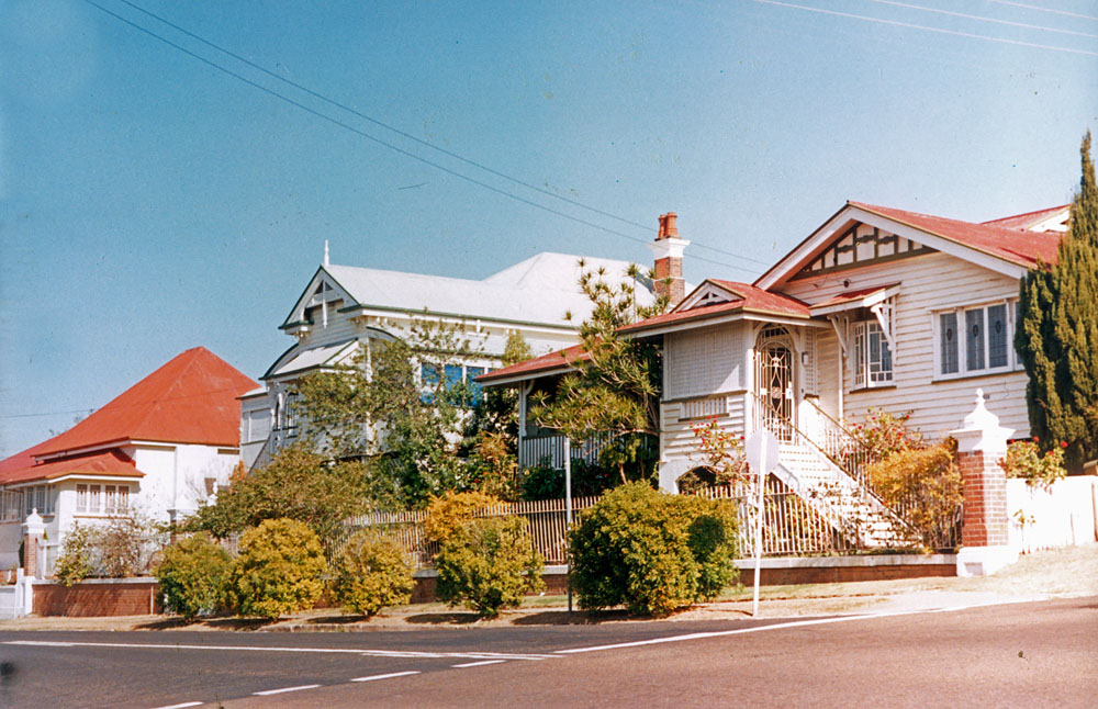 Roderick Street streetscape, Nos. 28, 30 and 30A, Ipswich, 1991