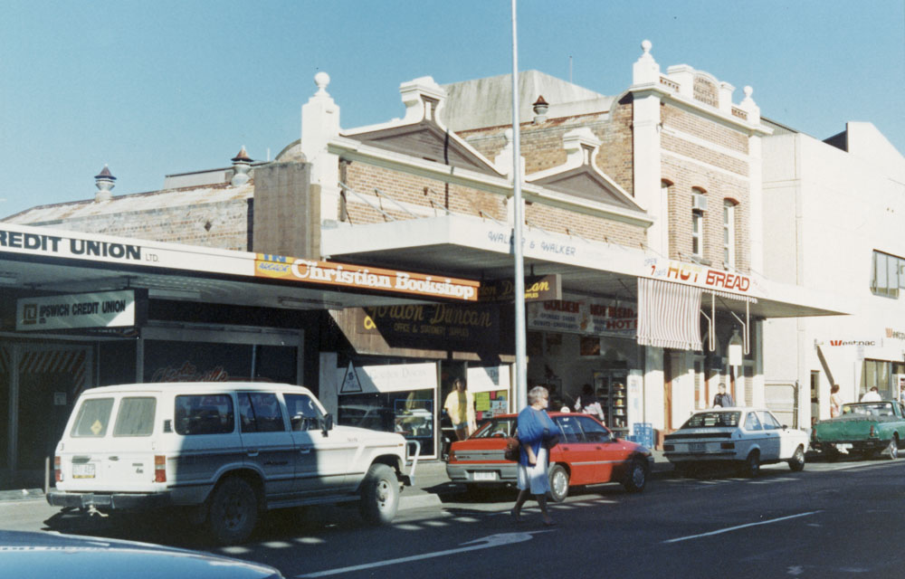 Bell Street streetscape, Nos. 7, [5] and 1, Ipswich, 1991