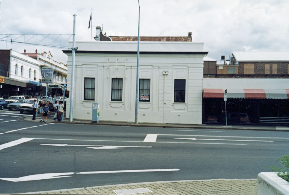 National Bank of Australasia building, 89 Brisbane Street, Ipswich, 1992