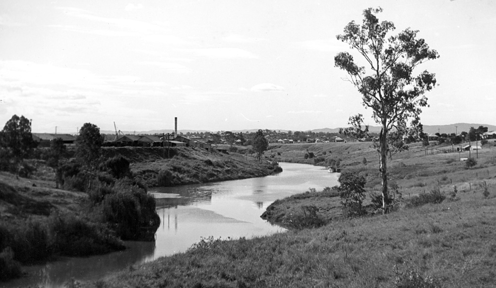 Bremer River, Ipswich, 1940s