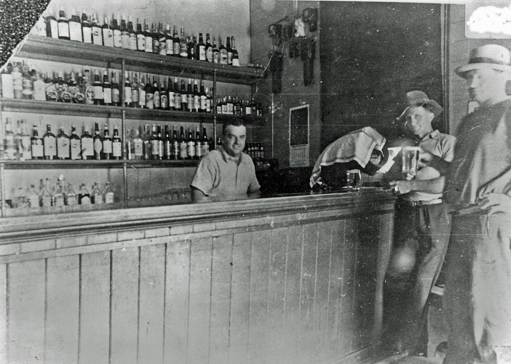 Royal Post Office Hotel, interior, Marburg, Ipswich, 1938