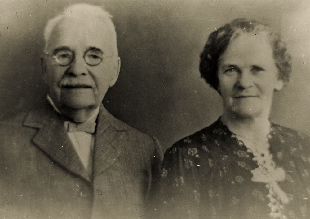 Dr Euchariste and Louisa Sirois, Marburg, Ipswich, early 1940s