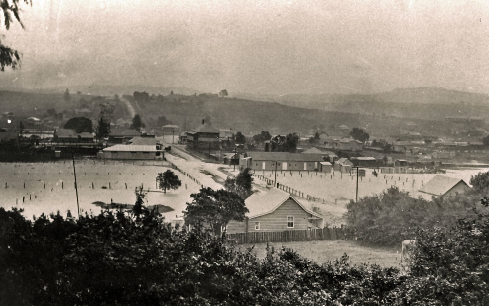 Panoramic view of Marburg in flood, Marburg, Ipswich, 1931