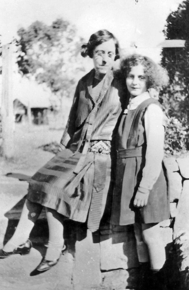 Elsie Proudlock, on left and unidentified girl,  Marburg, Ipswich, 1930s