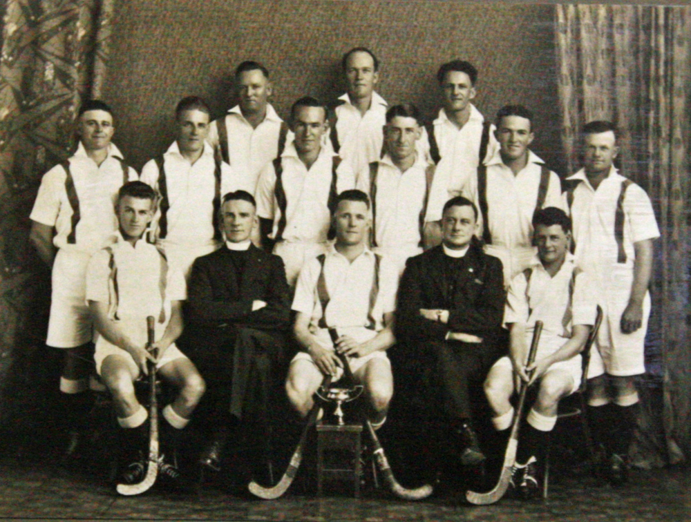 St Pauls [Anglican Church] Y. M. S. Hockey Team, B Grade Premiers, Ipswich, 1935