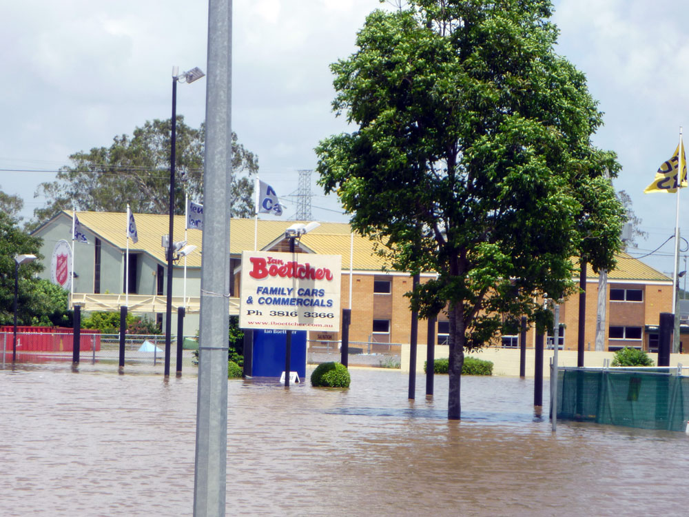 Flood affected corner of Brisbane Road and Coal Street, Bundamba, Ipswich, 2011