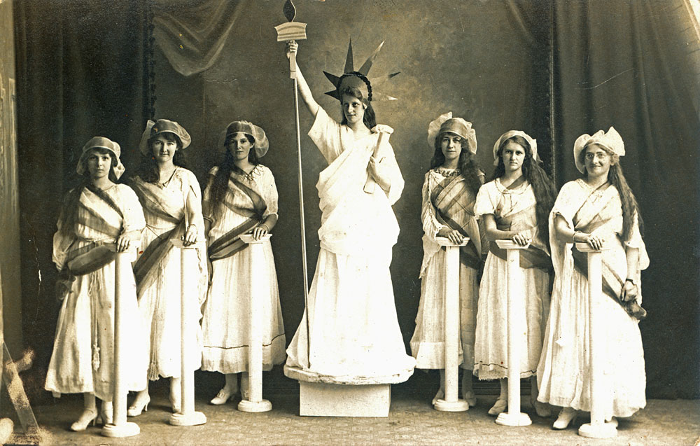 Unidentified charity event by Cribb &amp; Foote staff, Ipswich, c.1919