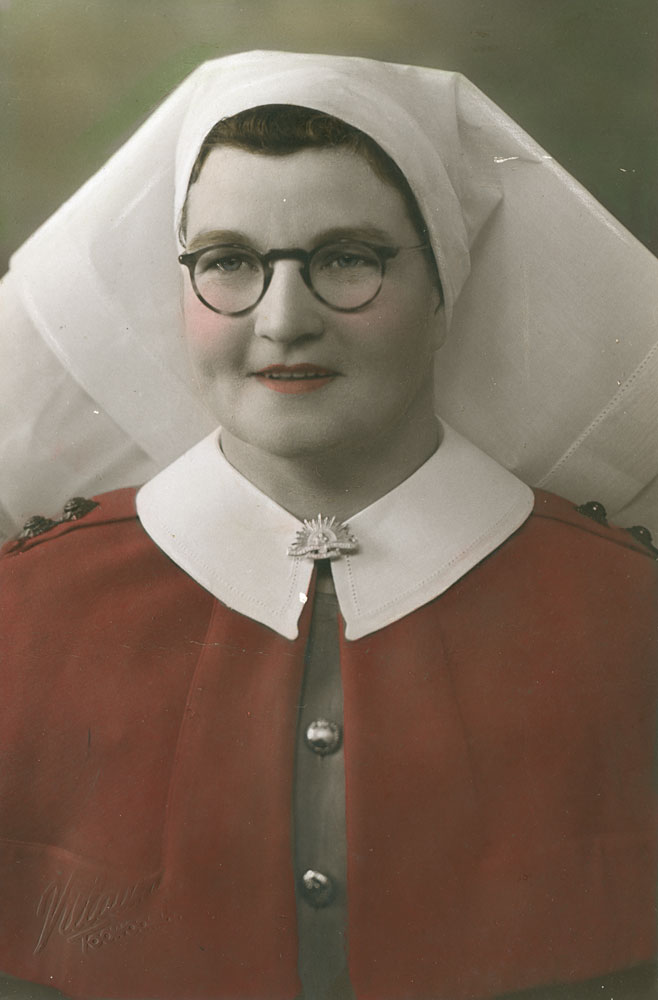 Portrait of Isabella Ross from Ipswich, Toowoomba, early 1940s