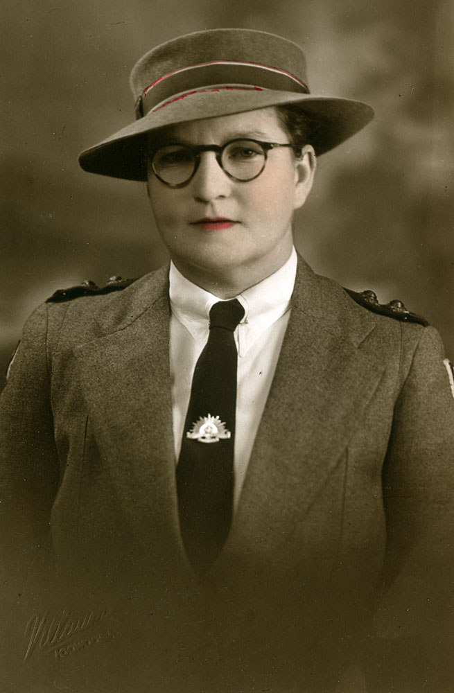 Portrait of Isabella Ross from Ipswich, Toowoomba, early 1940s