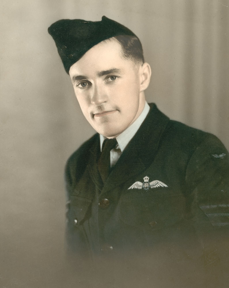 Pilot Officer, Lowell Ernest Reeve, Ipswich, 1941