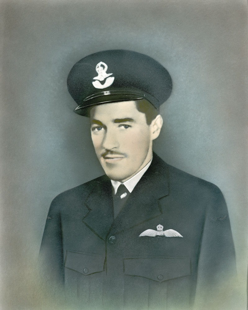 Pilot Officer, Lowell Ernest Reeve, Ipswich, 1942
