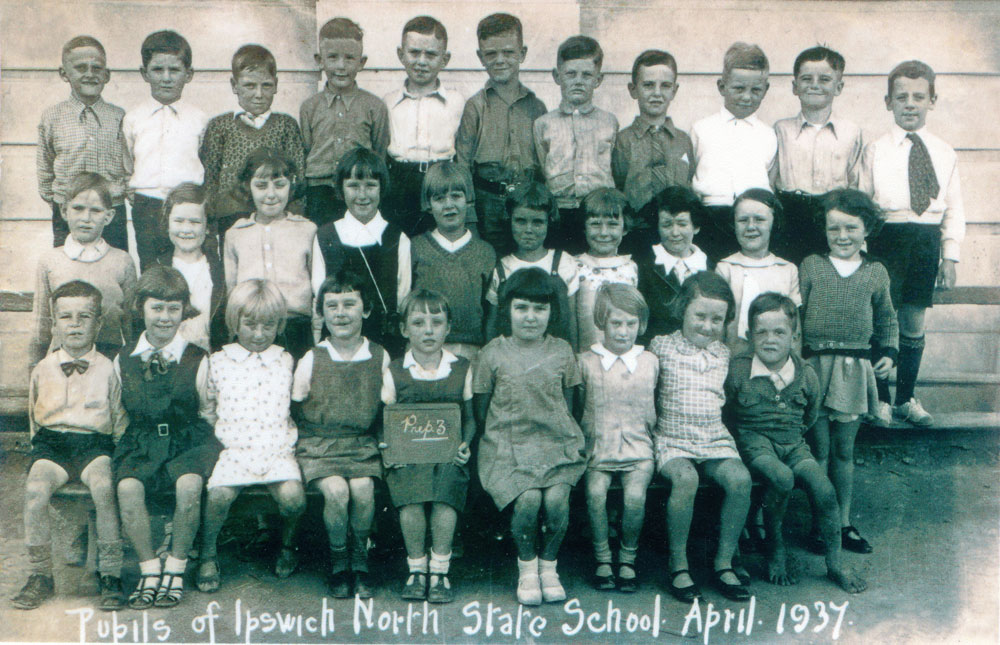 Prep 3 students from Ipswich North State School, North Ipswich, 1937