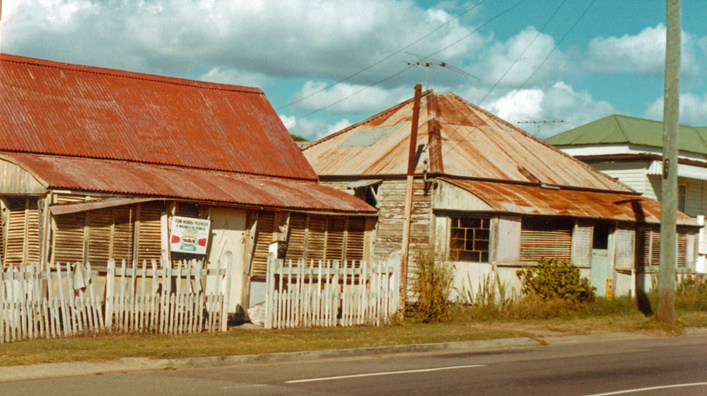 Warwick Road houses, between Gray and Roderick Streets, Ipswich, undated