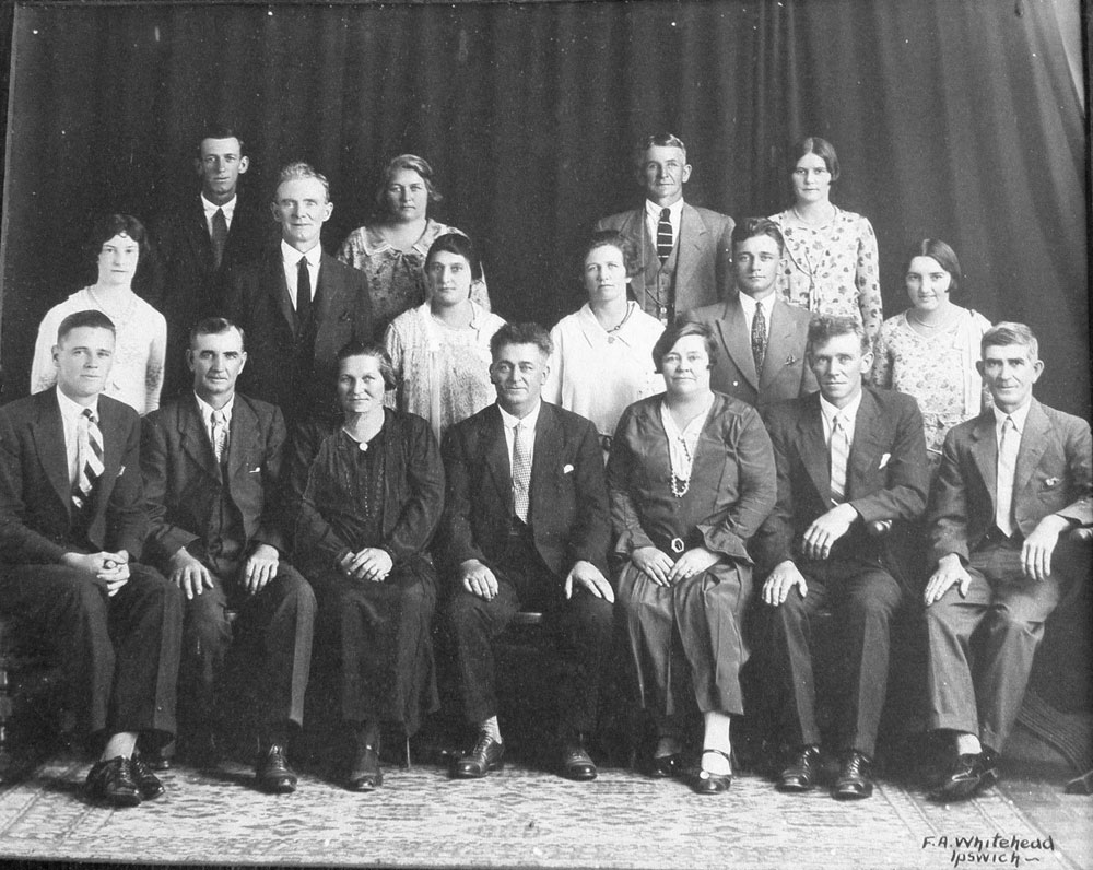 Booval Stars Soccer Football Committee, Booval, Ipswich, 1930-1931