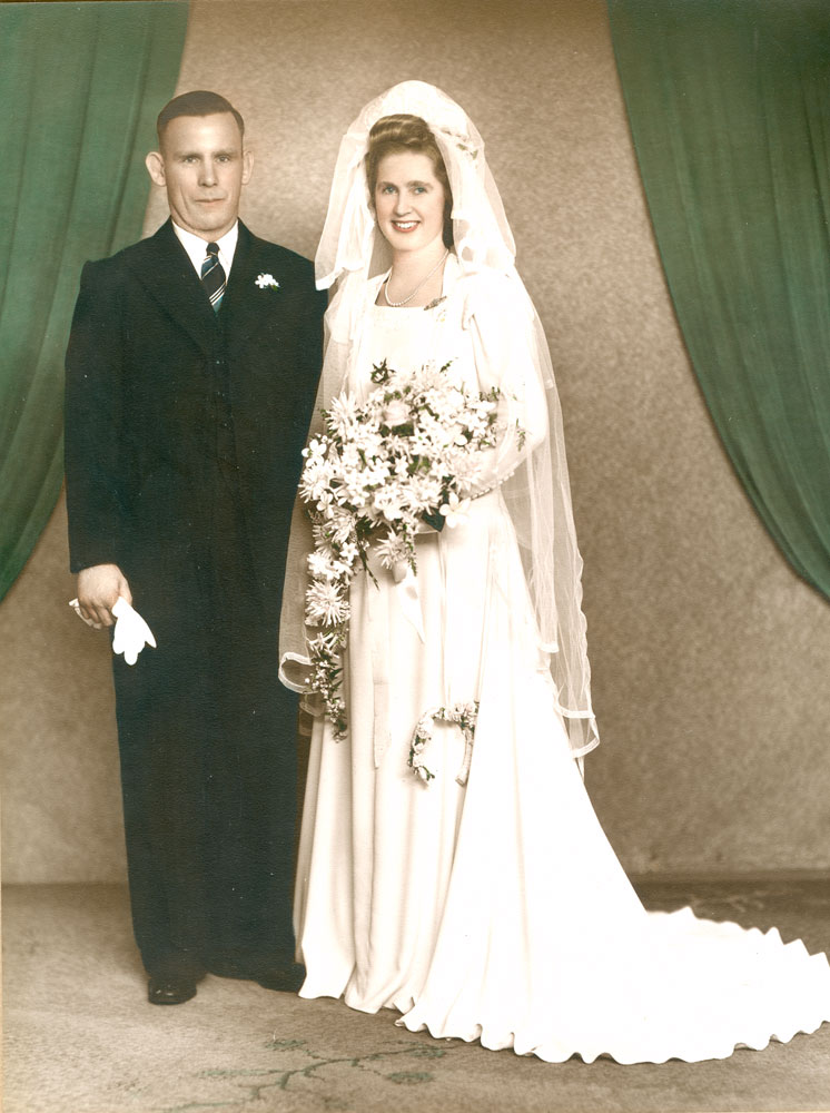 Wedding portrait of Harold and Helen Esther Rossiter (nee Smith), Ipswich, 1947