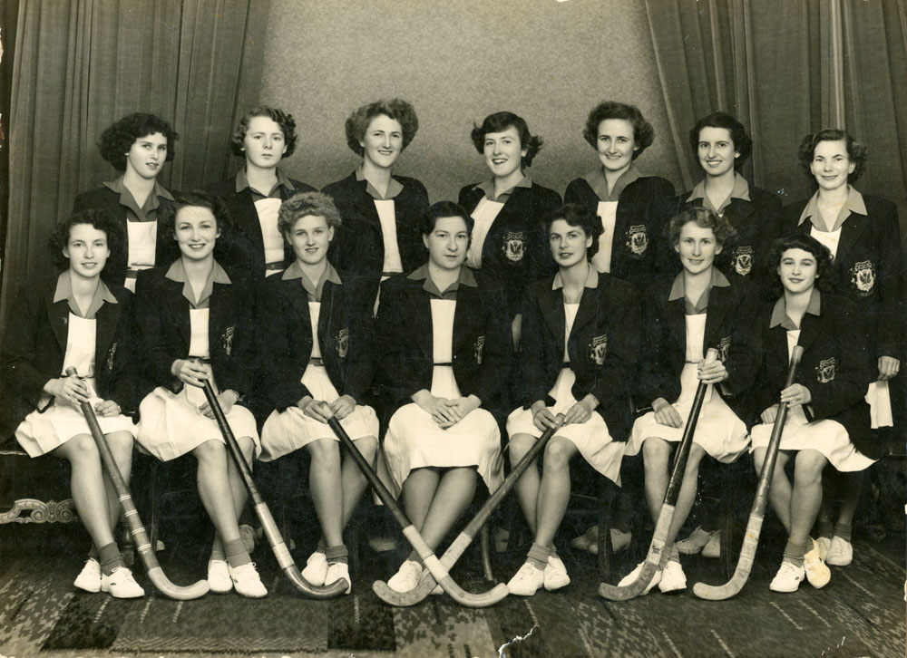 Thistles Red Hockey Team - Runners Up, Ipswich, 1952