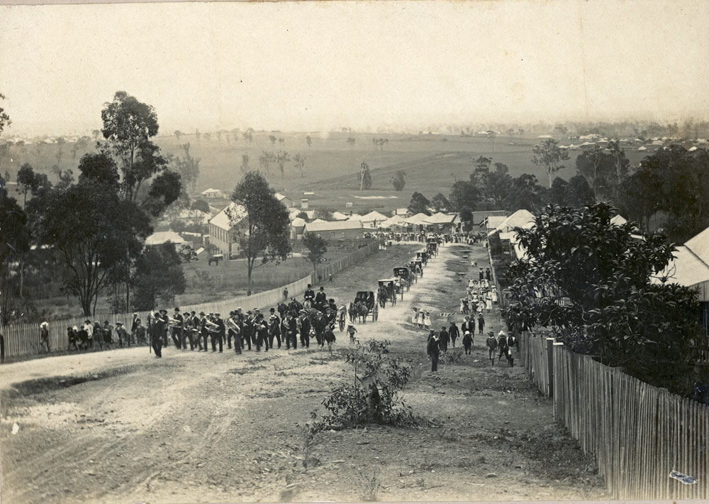 Blackstone Brass Band on the way up Thomas Street, to Brynhyfryd, Blackstone, Ipswich, 1908