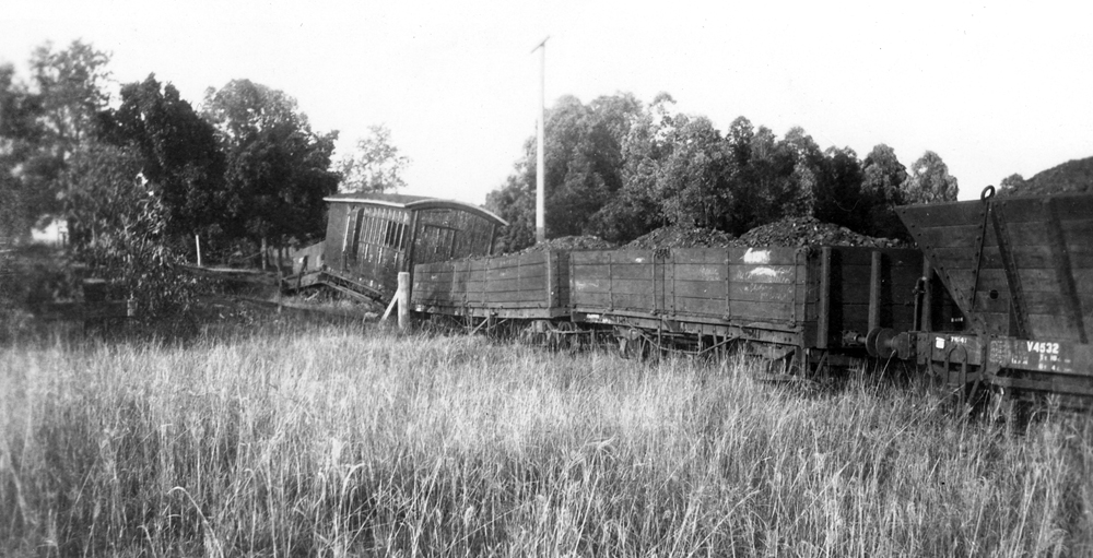 Derailment at Marburg, Ipswich, 1948