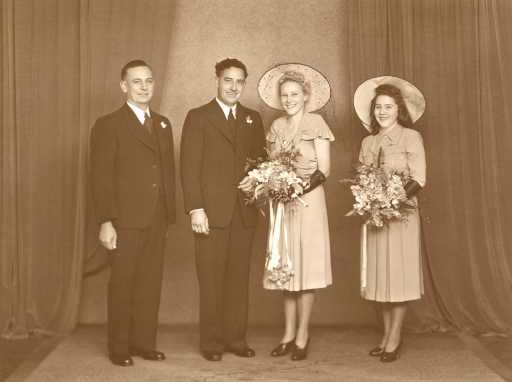 Formal wedding portrait of Grace Newell and Alfred Charles Woodford, 1948