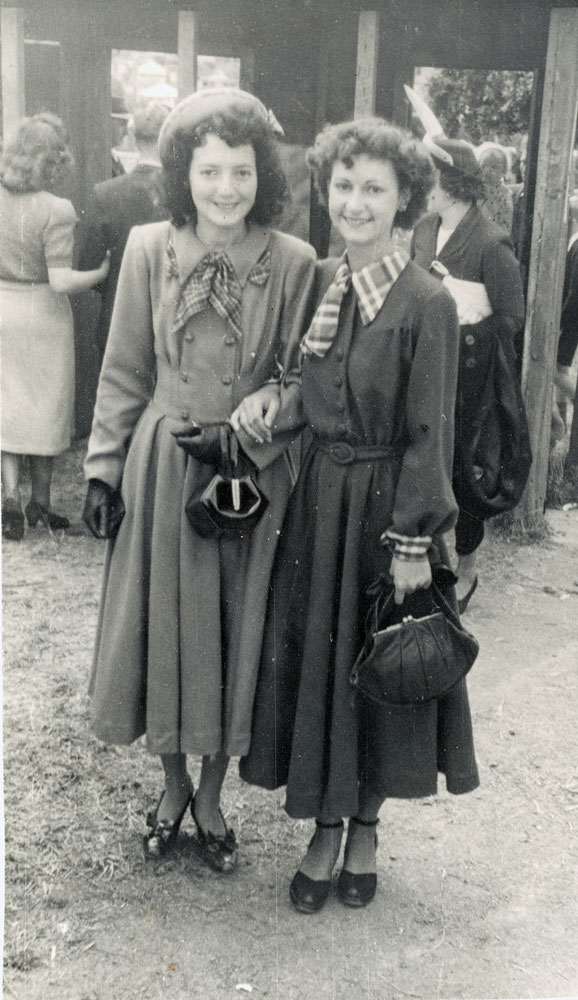 Ailsa Duce and friend Minna Ward at the Ipswich Show, 1950