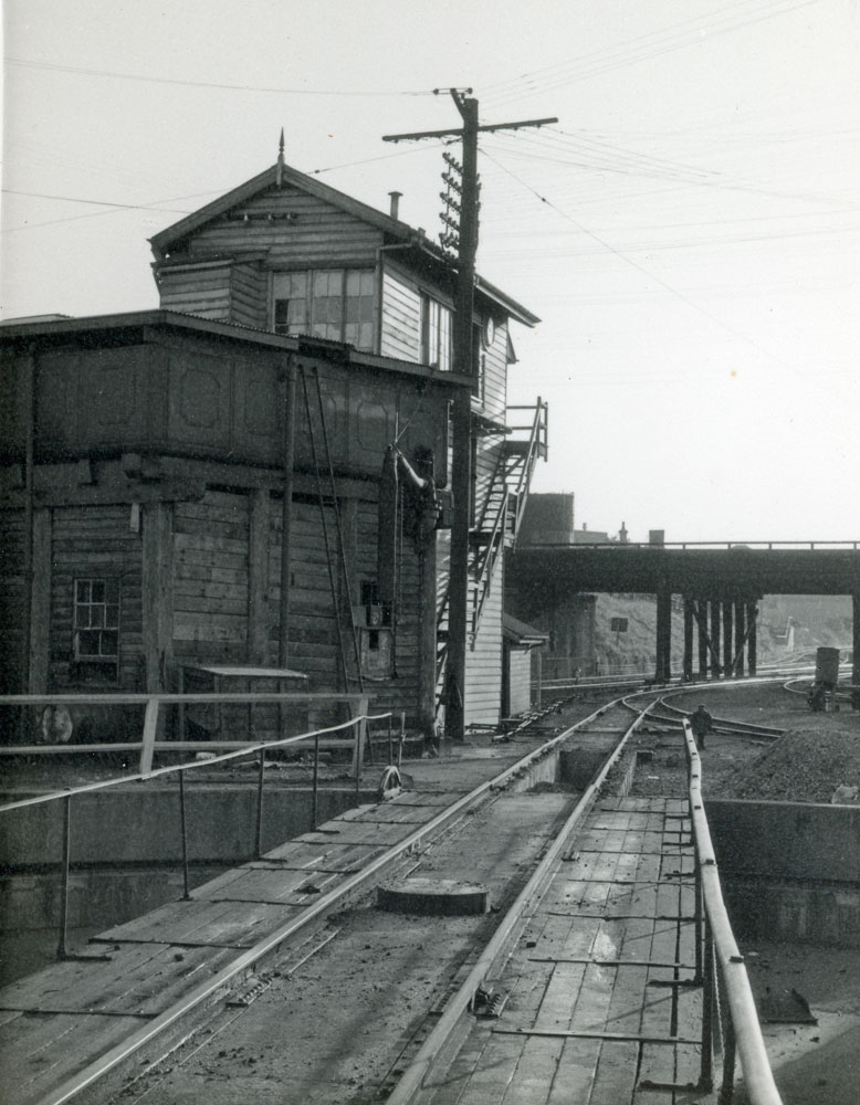 Signal box and turntable at Ipswich Railway Station, Ipswich, 1960s