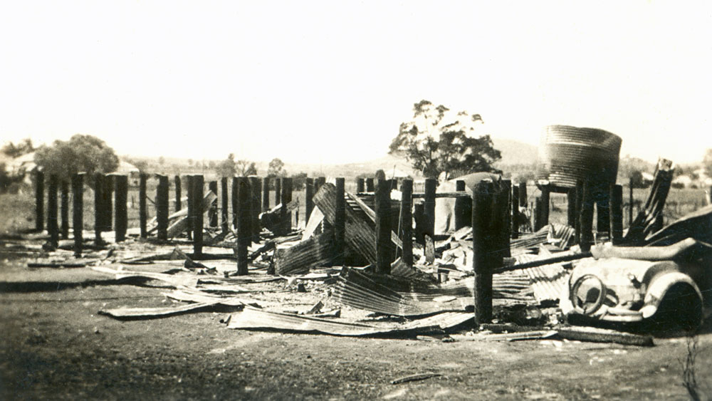 Ruins of Dr. De Pinnas Hospital, Marburg, Ipswich, 1936