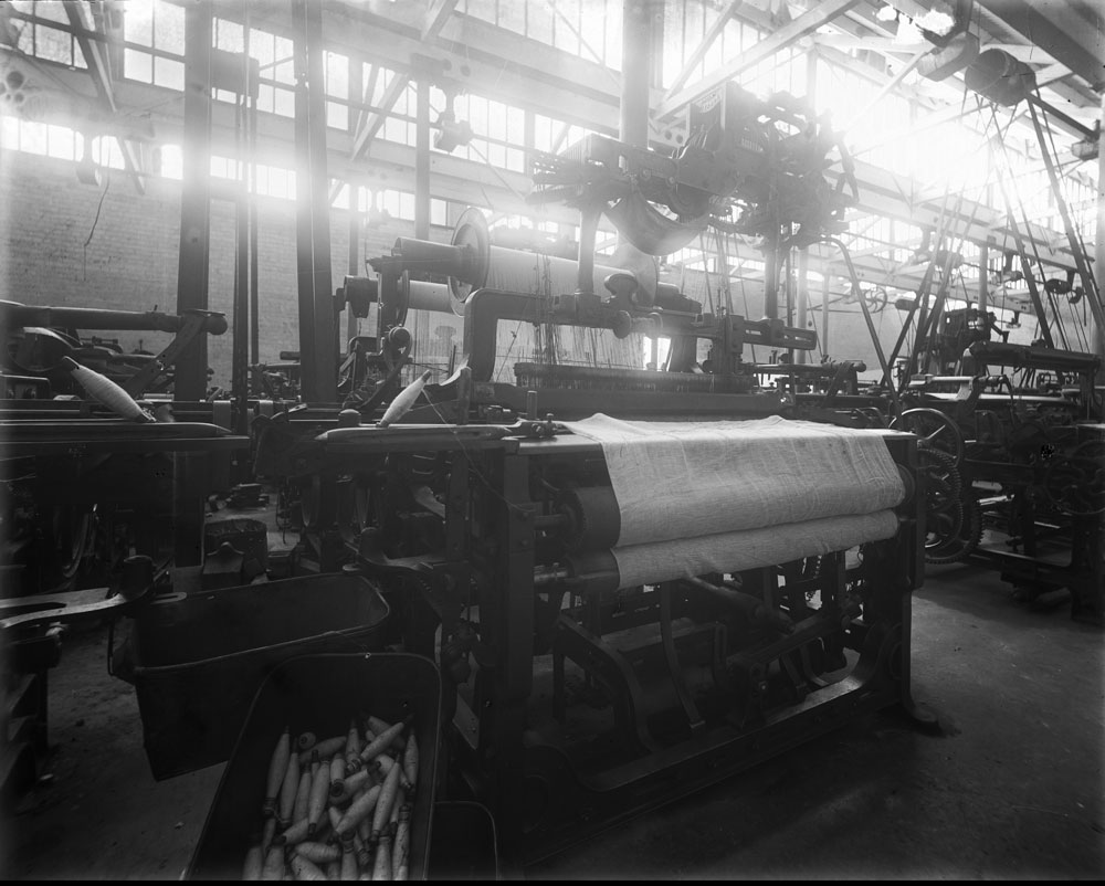 Interior of Ipswich Woollen Mills, East Ipswich, 1920s