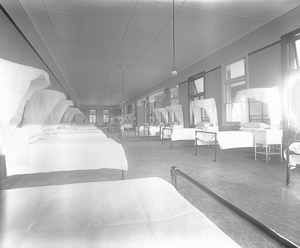 Interior of Ipswich General Hospital, Ipswich, 1920s