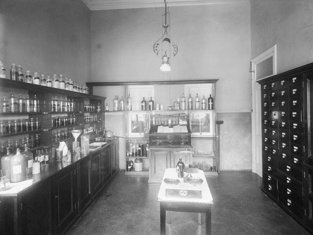 Dispensary at Ipswich General Hospital, Ipswich, 1919