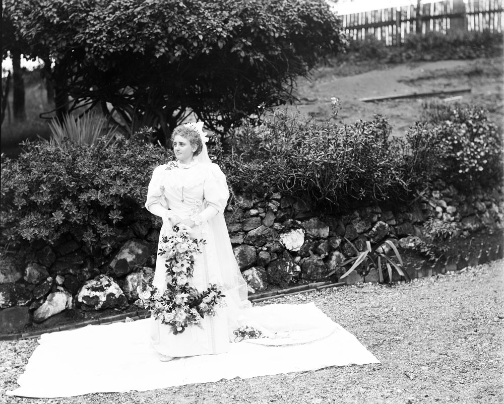Bride, Esther Evelyn Outridge (nee Foote), Ipswich, 1895