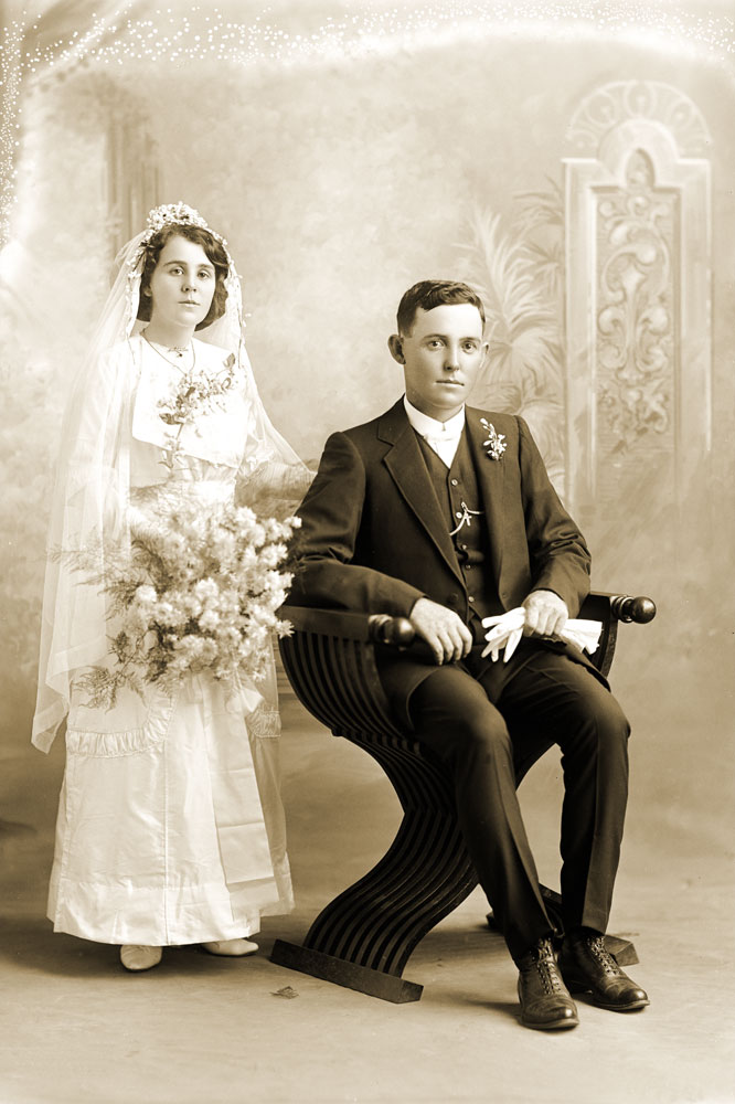 Wedding portrait of Peter O'Reilly and Maud Bulmer, Ipswich, 1913