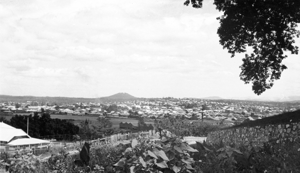 Looking towards North Ipswich from Cunninghams Knoll, Ipswich, 1950s