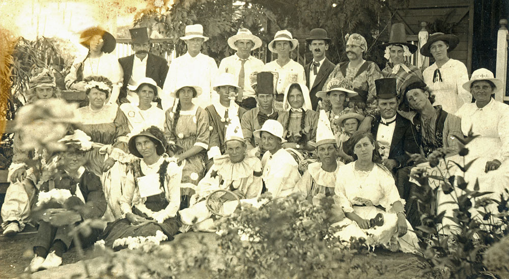 Group of unidentified people in fancy dress, Ipswich, 1918
