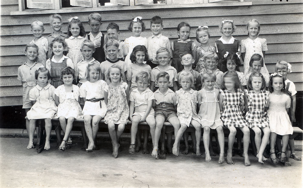 Students from Blackstone State School, Blackstone, Ipswich, 1948
