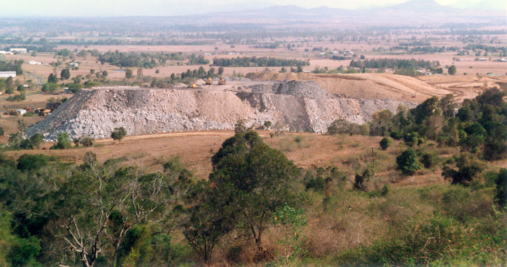 New Oakleigh open cut mine outside Rosewood, Ipswich, 2013