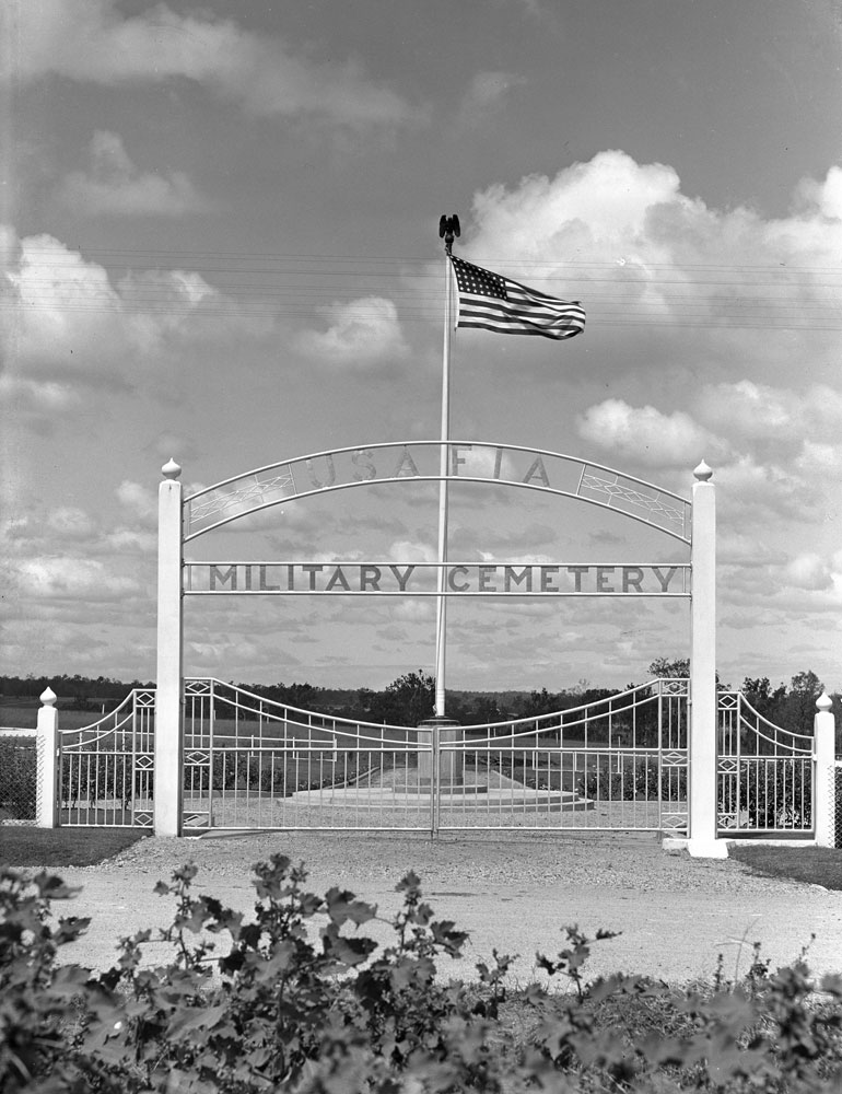 American Military Cemetery Gates, Manson Park, Ipswich, 1946