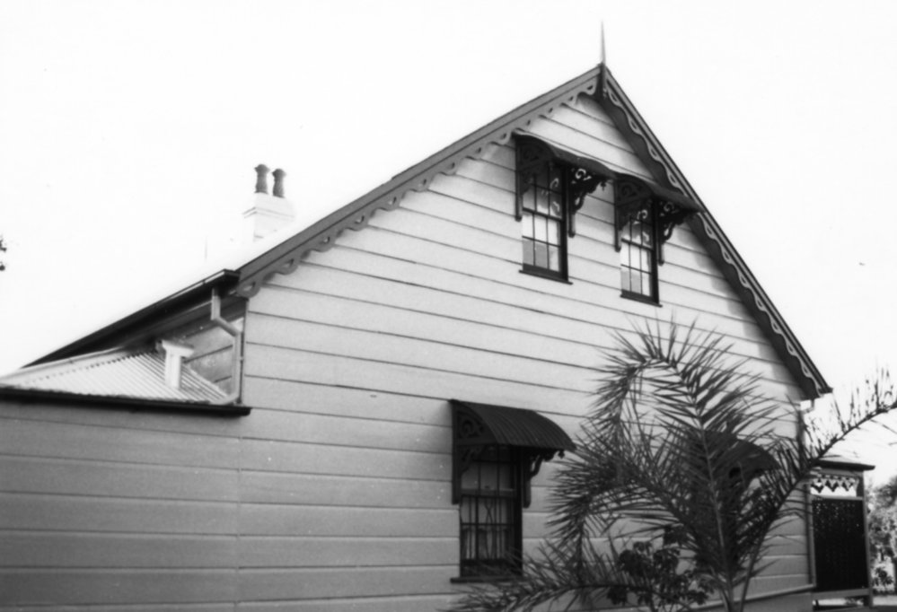 Toronto, 30 Quarry Street, Ipswich, 1990