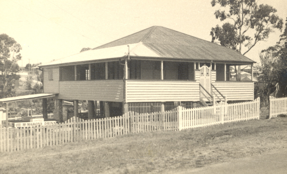 Hill Street, North Ipswich, 1952