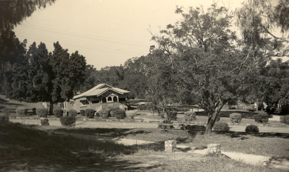 Queens Park, kiosk, Ipswich,  early c.1950s