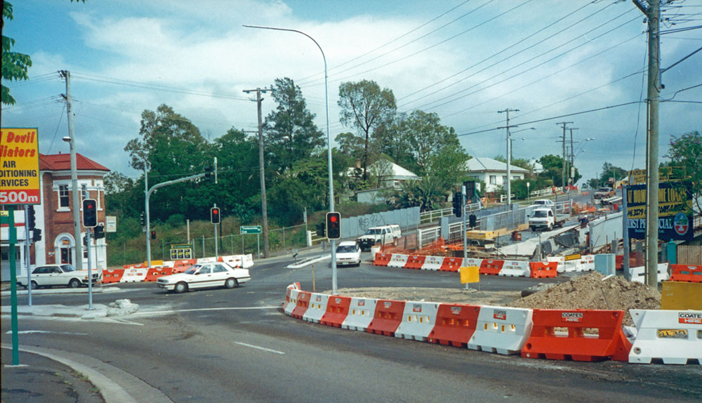 Burnett Street Bridge during widening, Ipswich, 1996